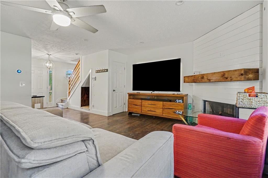 3 bedroom, 3 bathroom, 1,846 sq ft single family residence under contract at 3540 Imperial Hill Drive, Snellville, GA 30039 — photo 7