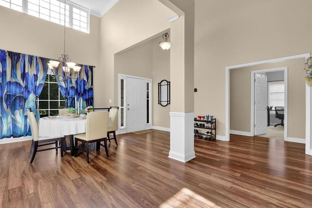 3 bedroom, 2 bathroom, 2,042 sq ft single family residence for sale at 4337 Shag Bark Trail, Gainesville, GA 30507 — photo 3