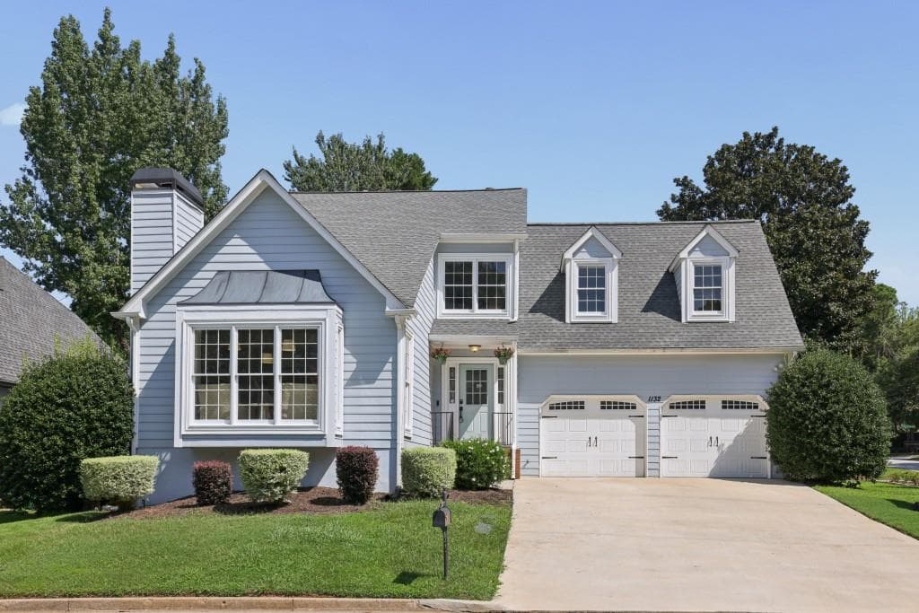 3 bedroom, 3 bathroom, 2,801 sq ft single family residence under contract at 1132 Oakland Trace, Brookhaven, GA 30319