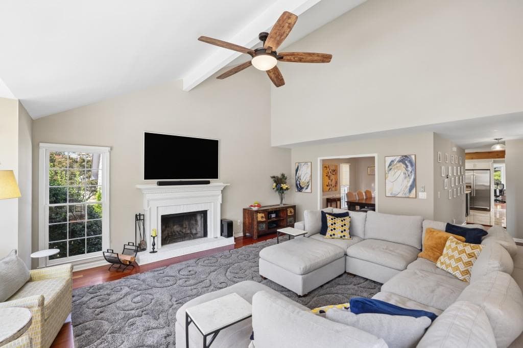 3 bedroom, 3 bathroom, 2,801 sq ft single family residence under contract at 1132 Oakland Trace, Brookhaven, GA 30319 — photo 2
