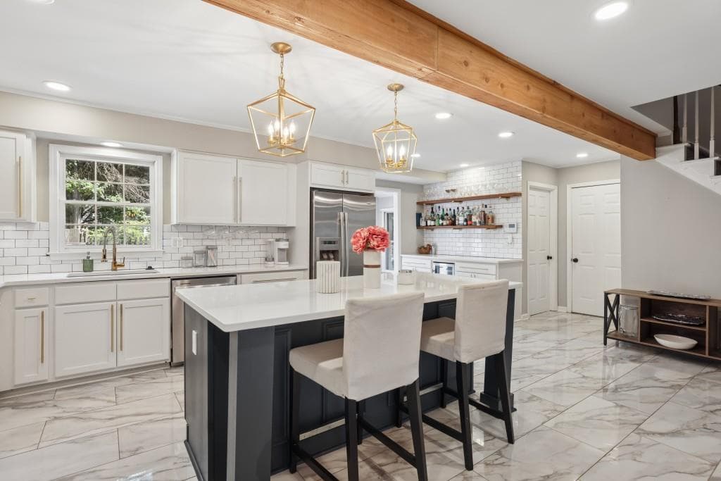 3 bedroom, 3 bathroom, 2,801 sq ft single family residence under contract at 1132 Oakland Trace, Brookhaven, GA 30319 — photo 3