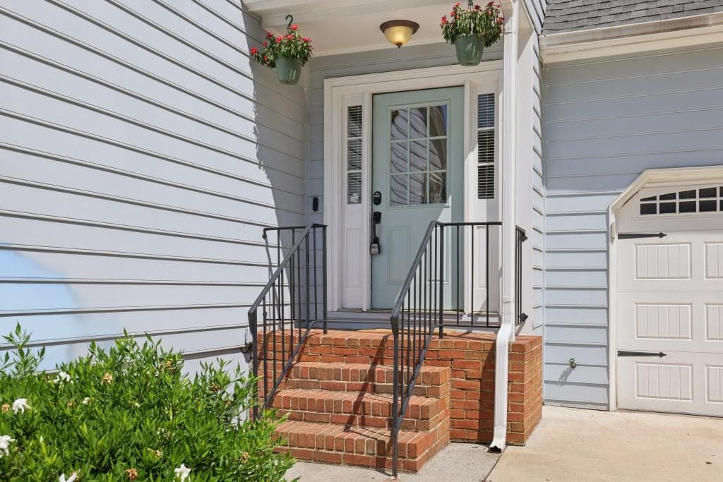 3 bedroom, 3 bathroom, 2,801 sq ft single family residence under contract at 1132 Oakland Trace, Brookhaven, GA 30319 — photo 9