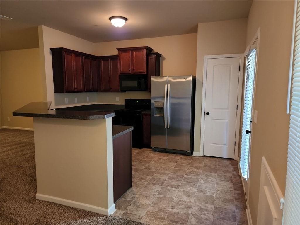 3 bedroom, 3 bathroom, 1,552 sq ft townhouse for rent at 628 Oakside Place, Acworth, GA 30102 for $1,895 a month — photo 5