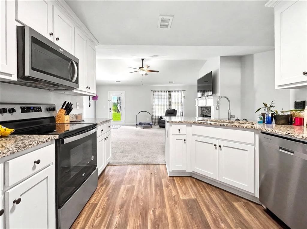 4 bedroom, 3 bathroom, 1,749 sq ft single family residence for sale at 108 Creek Haven Drive, Winterville, GA 30683 — photo 6