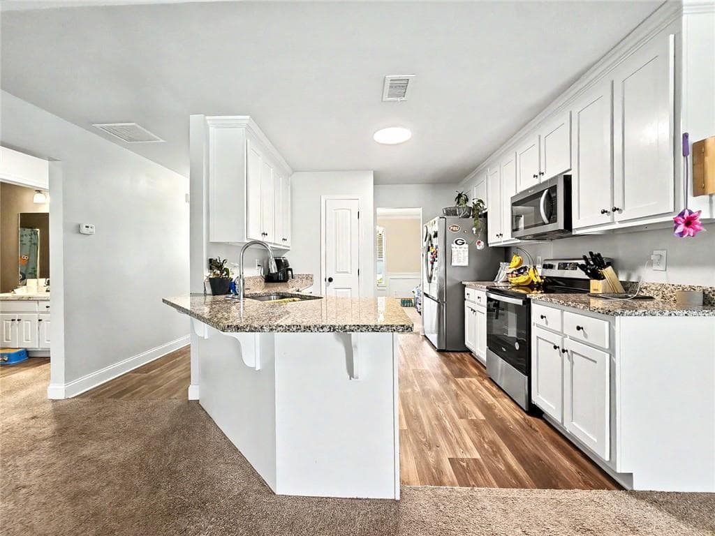 4 bedroom, 3 bathroom, 1,749 sq ft single family residence for sale at 108 Creek Haven Drive, Winterville, GA 30683 — photo 7