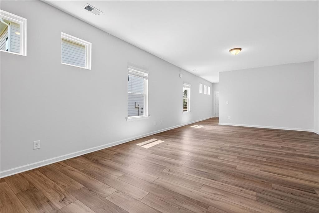 3 bedroom, 2 bathroom, 1,201 sq ft single family residence for sale at 105 Meadowlark Lane, Cartersville, GA 30120 — photo 2
