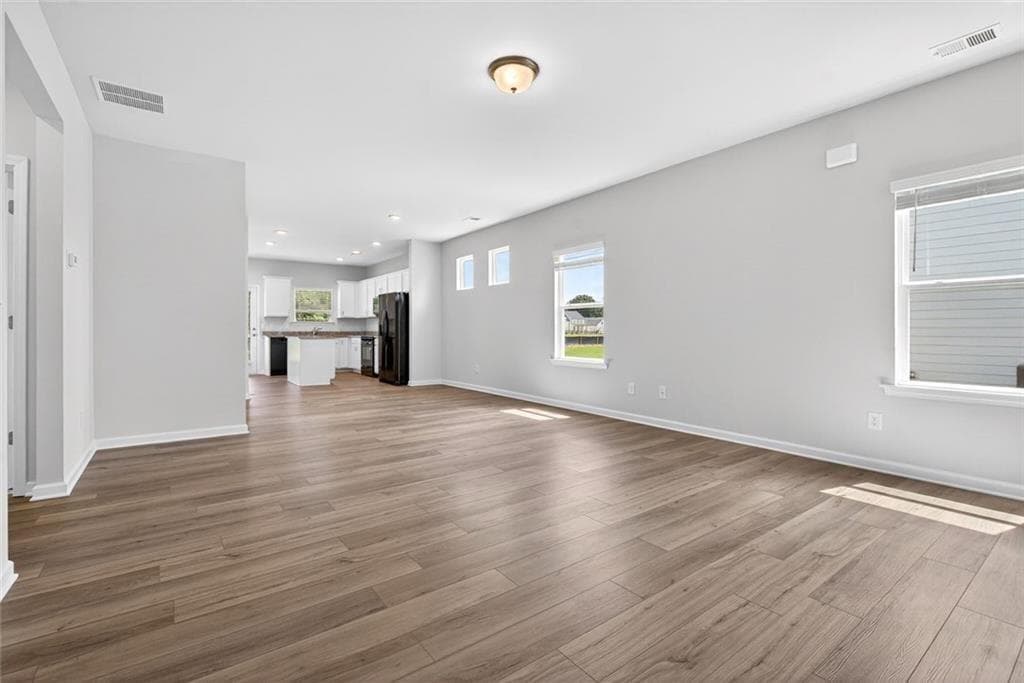 3 bedroom, 2 bathroom, 1,201 sq ft single family residence for sale at 105 Meadowlark Lane, Cartersville, GA 30120 — photo 6
