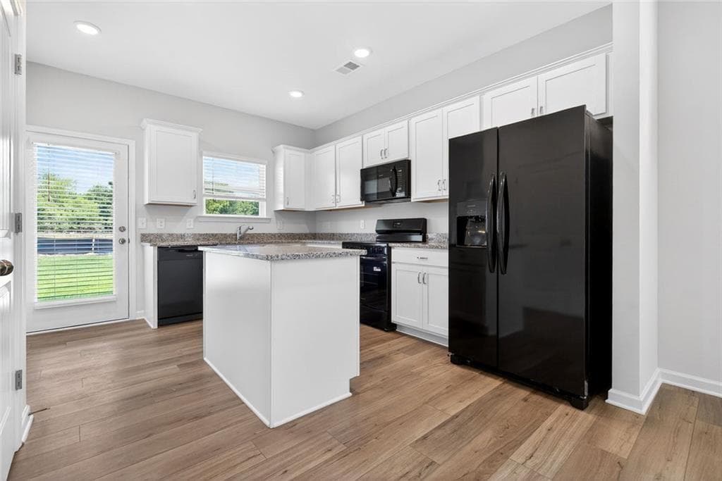 3 bedroom, 2 bathroom, 1,201 sq ft single family residence for sale at 105 Meadowlark Lane, Cartersville, GA 30120 — photo 10