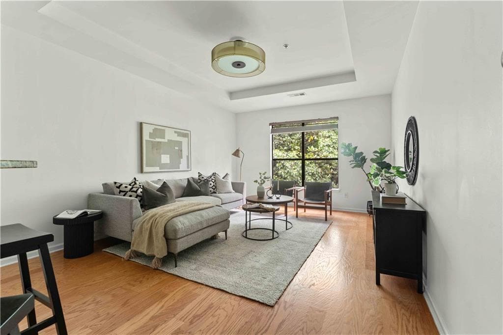 1 bedroom, 1 bathroom, 793 sq ft condominium for sale at 821 Ralph Mcgill Boulevard 3411, Atlanta, GA 30306 — photo 3