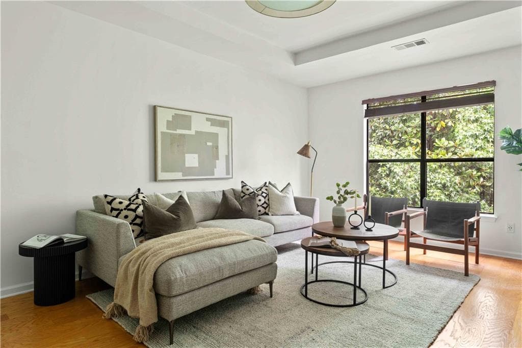 1 bedroom, 1 bathroom, 793 sq ft condominium for sale at 821 Ralph Mcgill Boulevard 3411, Atlanta, GA 30306 — photo 4