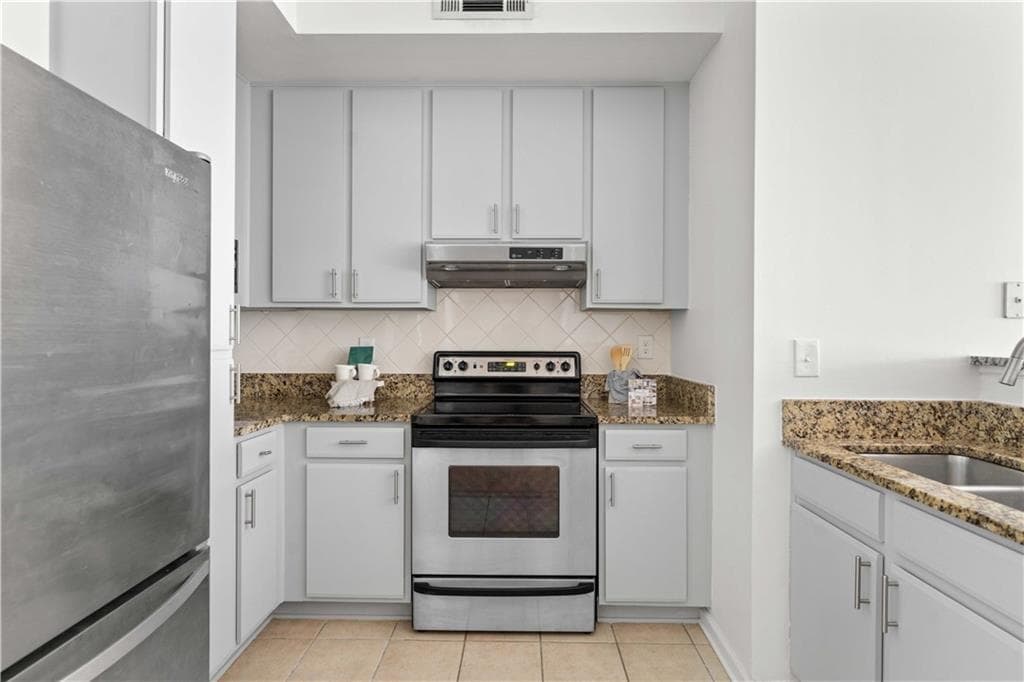 1 bedroom, 1 bathroom, 793 sq ft condominium for sale at 821 Ralph Mcgill Boulevard 3411, Atlanta, GA 30306 — photo 10