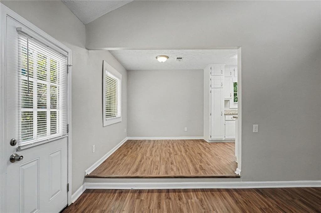 3 bedroom, 2 bathroom, 1,878 sq ft single family residence for sale at 3099 Shoal Creek Court, Rex, GA 30273 — photo 9
