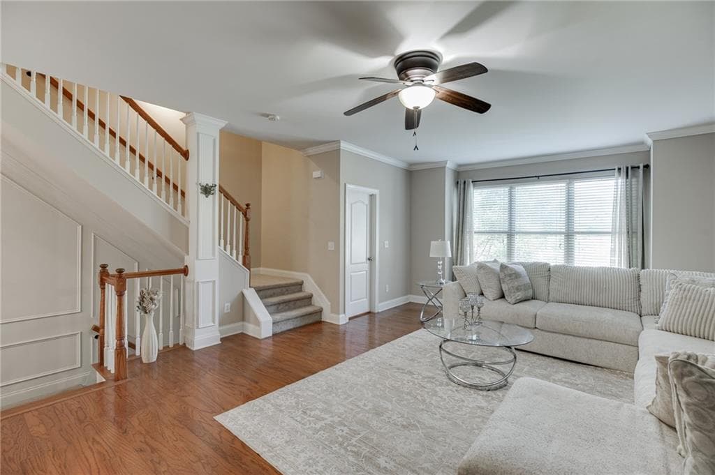 4 bedroom, 4 bathroom, 2,615 sq ft townhouse for sale at 2764 Laurel Valley Trail, Buford, GA 30519 — photo 4