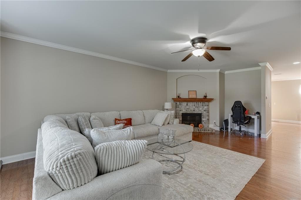 4 bedroom, 4 bathroom, 2,615 sq ft townhouse for sale at 2764 Laurel Valley Trail, Buford, GA 30519 — photo 5