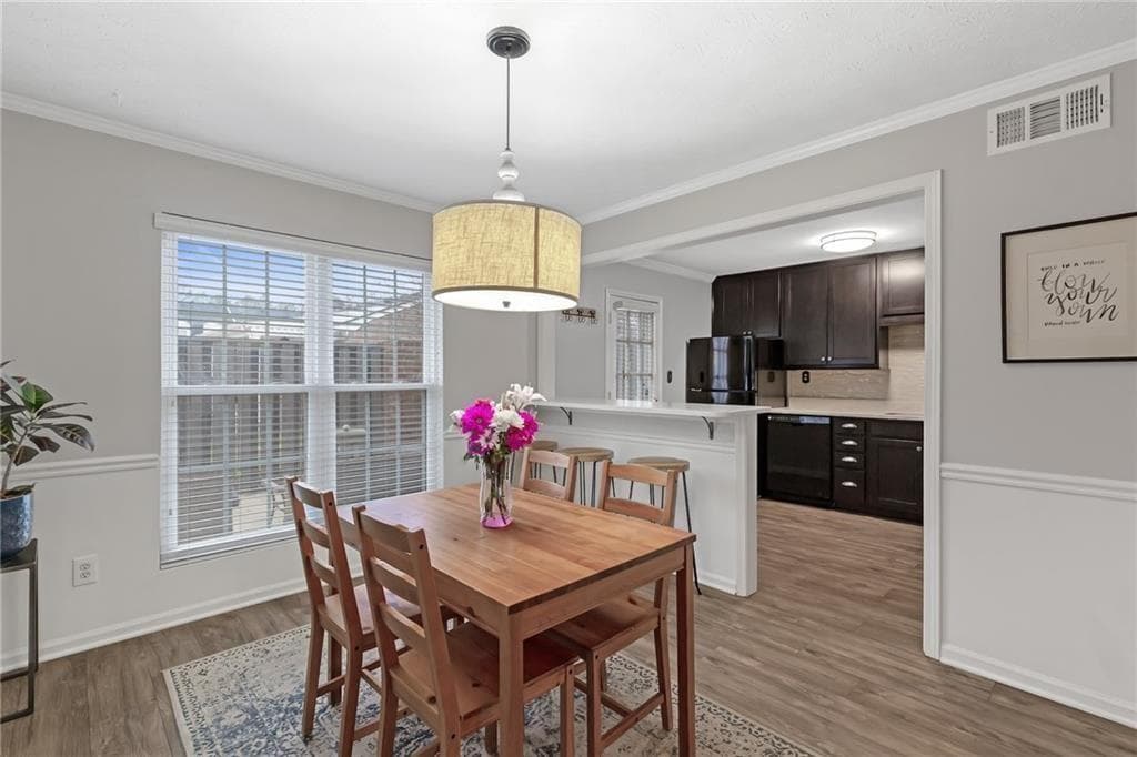 2 bedroom, 3 bathroom, 1,320 sq ft townhouse for sale at 12 Surry County Place NW, Atlanta, GA 30318 — photo 8