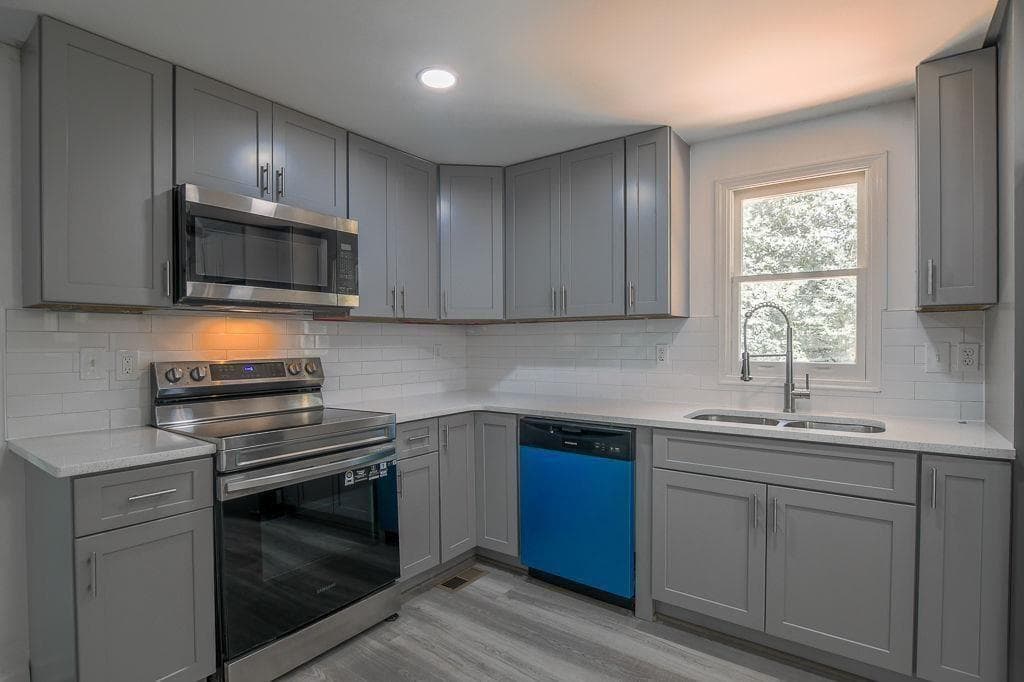 4 bedroom, 3 bathroom, 2,796 sq ft single family residence under contract at 3420 Nina Court, Douglasville, GA 30135