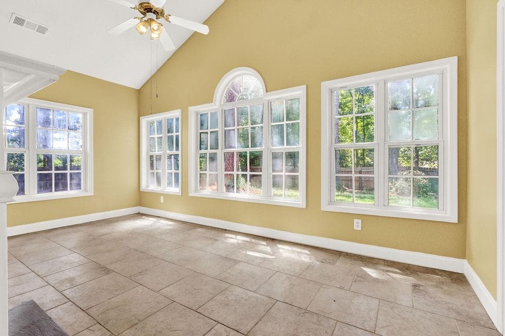 4 bedroom, 3 bathroom, 2,936 sq ft single family residence for sale at 1955 Fairway Close Terrace, Lawrenceville, GA 30043 — photo 9