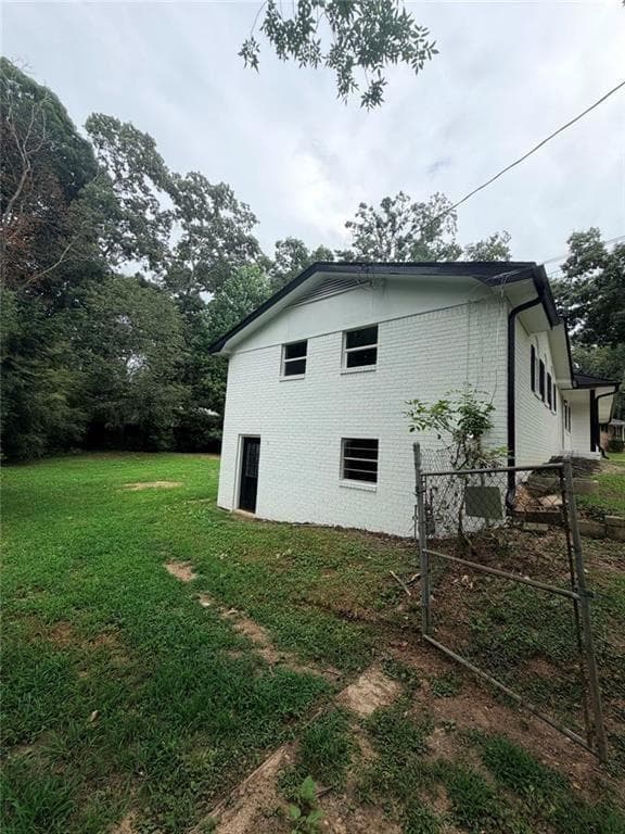 4 bedroom, 3 bathroom, 2,796 sq ft single family residence under contract at 3420 Nina Court, Douglasville, GA 30135 — photo 5