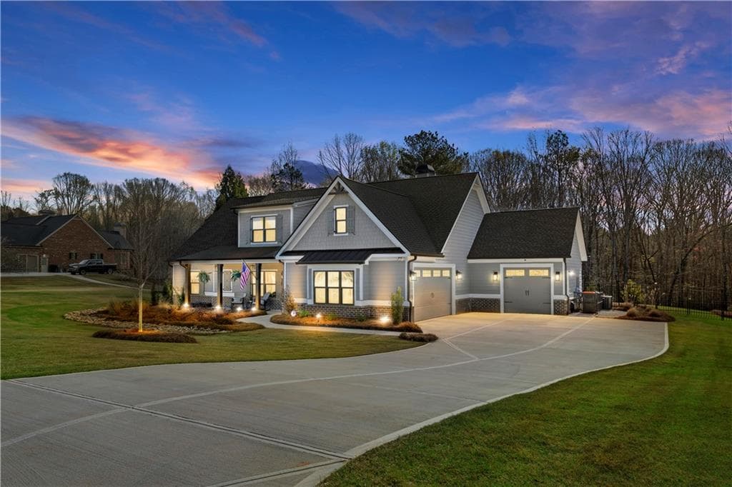 4 bedroom, 4 bathroom, 3,116 sq ft single family residence for sale at 2128 Stonegate Way, Monroe, GA 30656 — photo 4