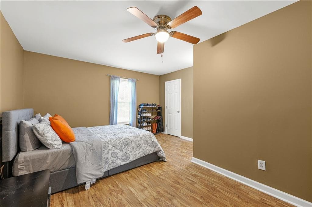 3 bedroom, 4 bathroom, 1,646 sq ft townhouse for sale at 2209 Mill Garden Place, Buford, GA 30519 — photo 5
