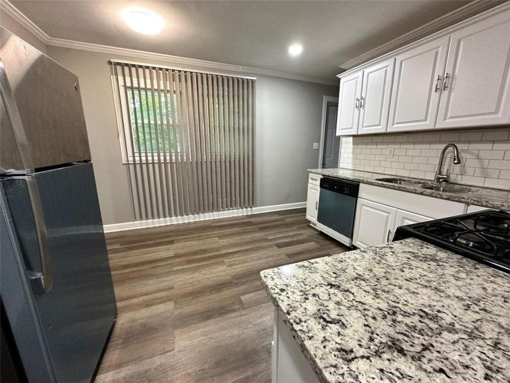 3 bedroom, 2 bathroom, 1,100 sq ft single family residence for rent at 8153 Attleboro Drive, Jonesboro, GA 30238 for $1,700 a month — photo 3