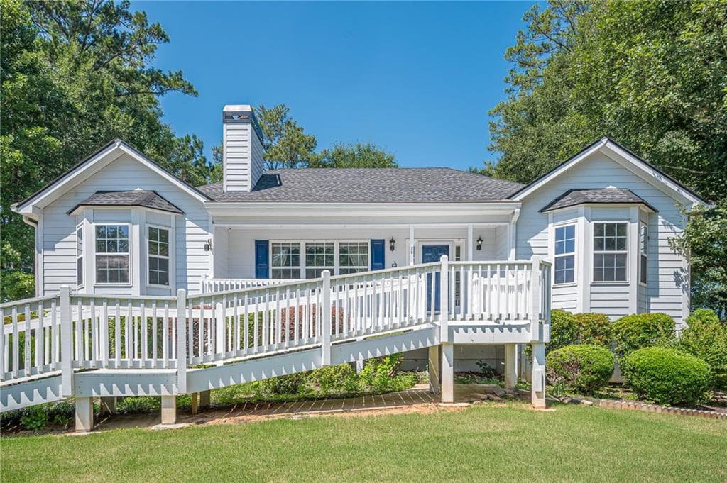 3 bedroom, 2 bathroom, 3,696 sq ft single family residence under contract at 73 Cross Pointe Court, Hiram, GA 30141