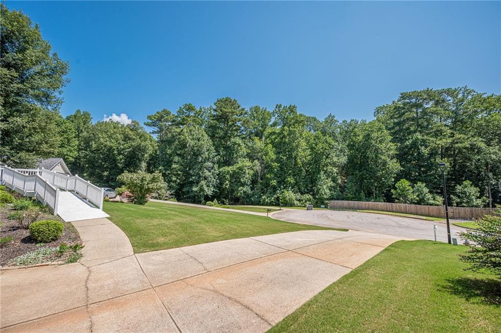 3 bedroom, 2 bathroom, 3,696 sq ft single family residence under contract at 73 Cross Pointe Court, Hiram, GA 30141 — photo 9