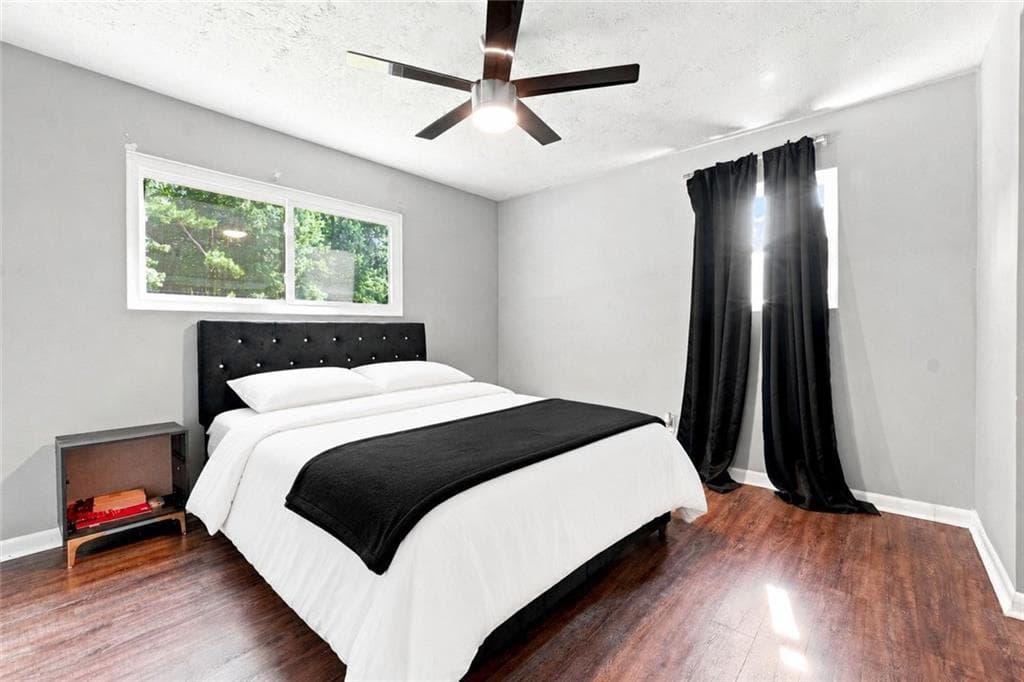 3 bedroom, 2 bathroom, 1,851 sq ft single family residence for sale at 624 Village Lane Drive, Marietta, GA 30060 — photo 5