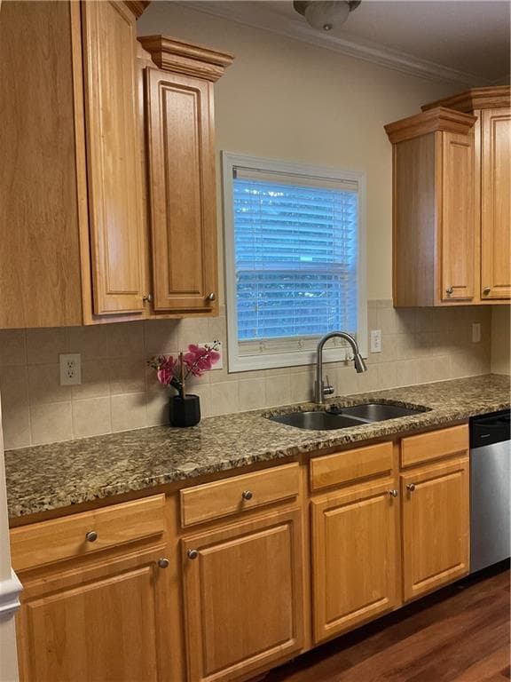 4 bedroom, 2 bathroom, 2,708 sq ft single family residence for sale at 1161 Rose Terrace Circle, Loganville, GA 30052 — photo 3
