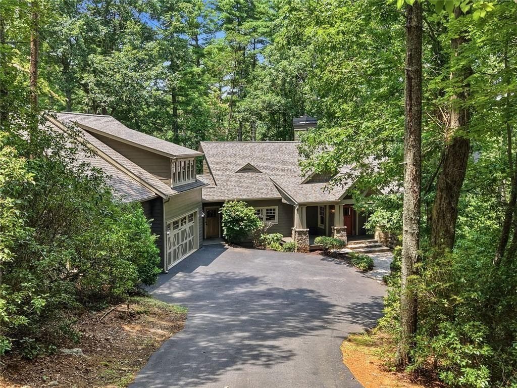 3 bedroom, 4 bathroom, 4,078 sq ft single family residence for sale at 927 Wildcat Drive, Big Canoe, GA 30143 — photo 2