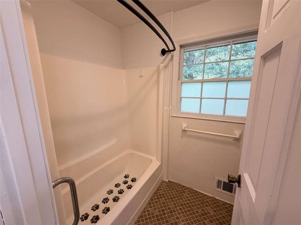 2 bedroom, 2 bathroom, 1,724 sq ft single family residence for rent at 1514 NW Humphries Road, Conyers, GA 30012 for $1,450 a month — photo 9