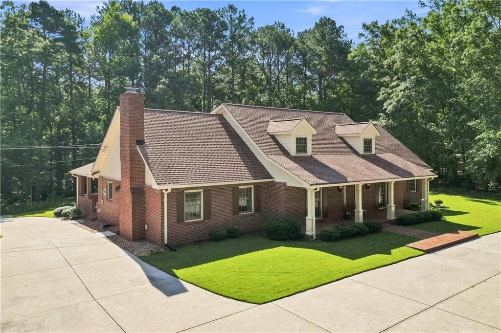 4 bedroom, 4 bathroom, 3,372 sq ft single family residence for sale at 2741 Highway 212, Conyers, GA 30094 — photo 2