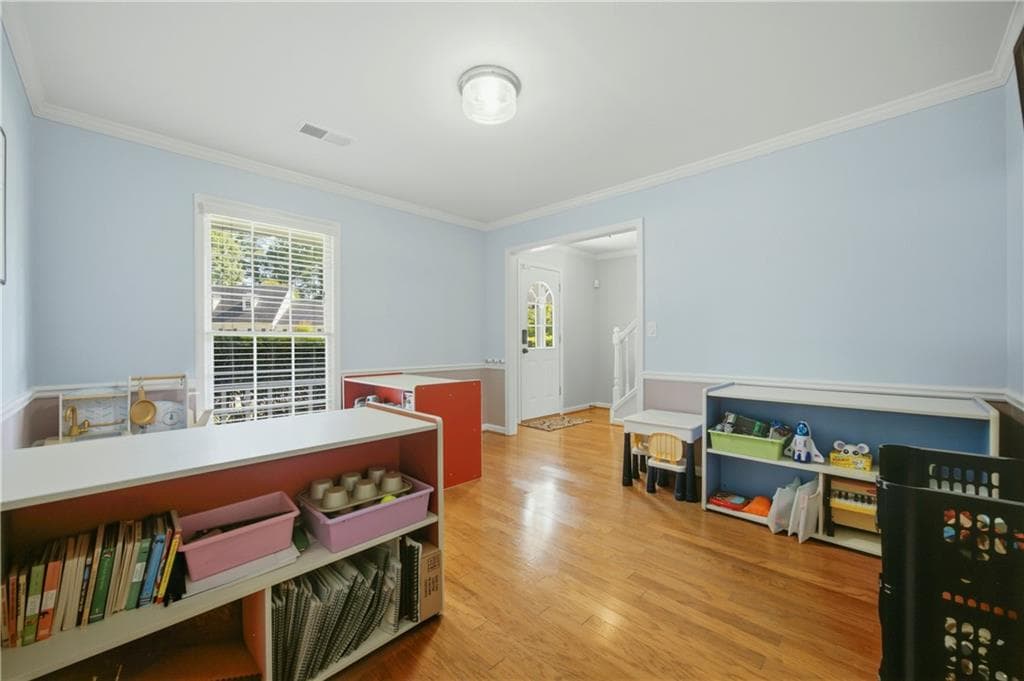 3 bedroom, 3 bathroom, 1,987 sq ft single family residence for sale at 3183 Westfield Way, Roswell, GA 30075 — photo 3