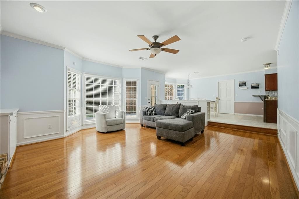 3 bedroom, 3 bathroom, 1,987 sq ft single family residence for sale at 3183 Westfield Way, Roswell, GA 30075 — photo 4