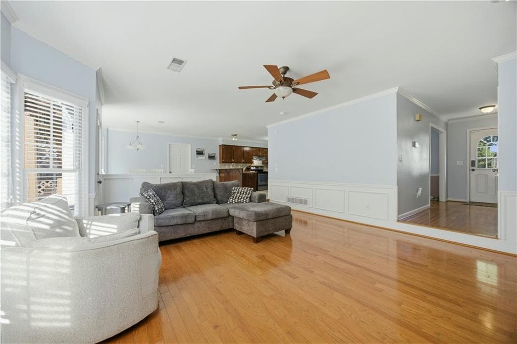 3 bedroom, 3 bathroom, 1,987 sq ft single family residence for sale at 3183 Westfield Way, Roswell, GA 30075 — photo 5