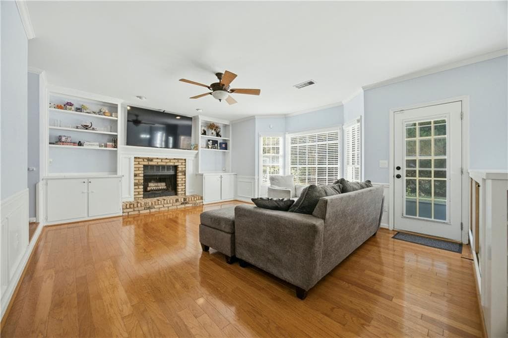 3 bedroom, 3 bathroom, 1,987 sq ft single family residence for sale at 3183 Westfield Way, Roswell, GA 30075 — photo 6