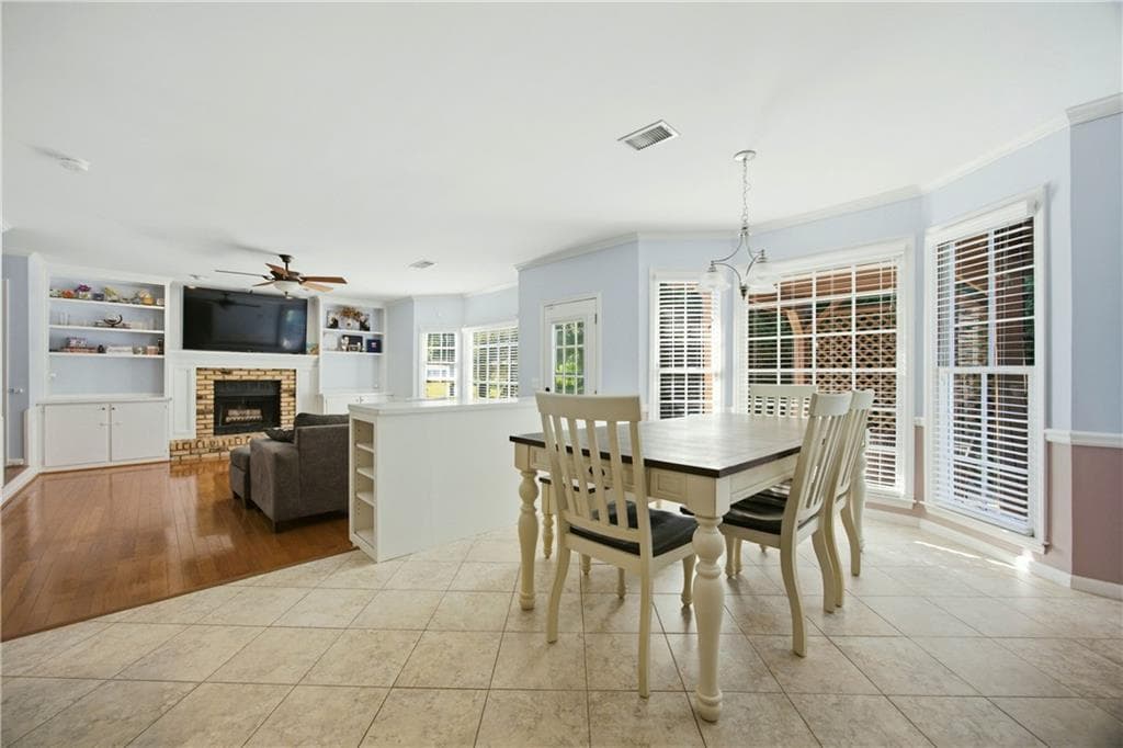 3 bedroom, 3 bathroom, 1,987 sq ft single family residence for sale at 3183 Westfield Way, Roswell, GA 30075 — photo 10