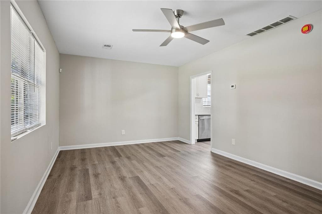 3 bedroom, 2 bathroom, 1,066 sq ft single family residence for sale at 1776 N Olympian Way, Atlanta, GA 30310 — photo 7