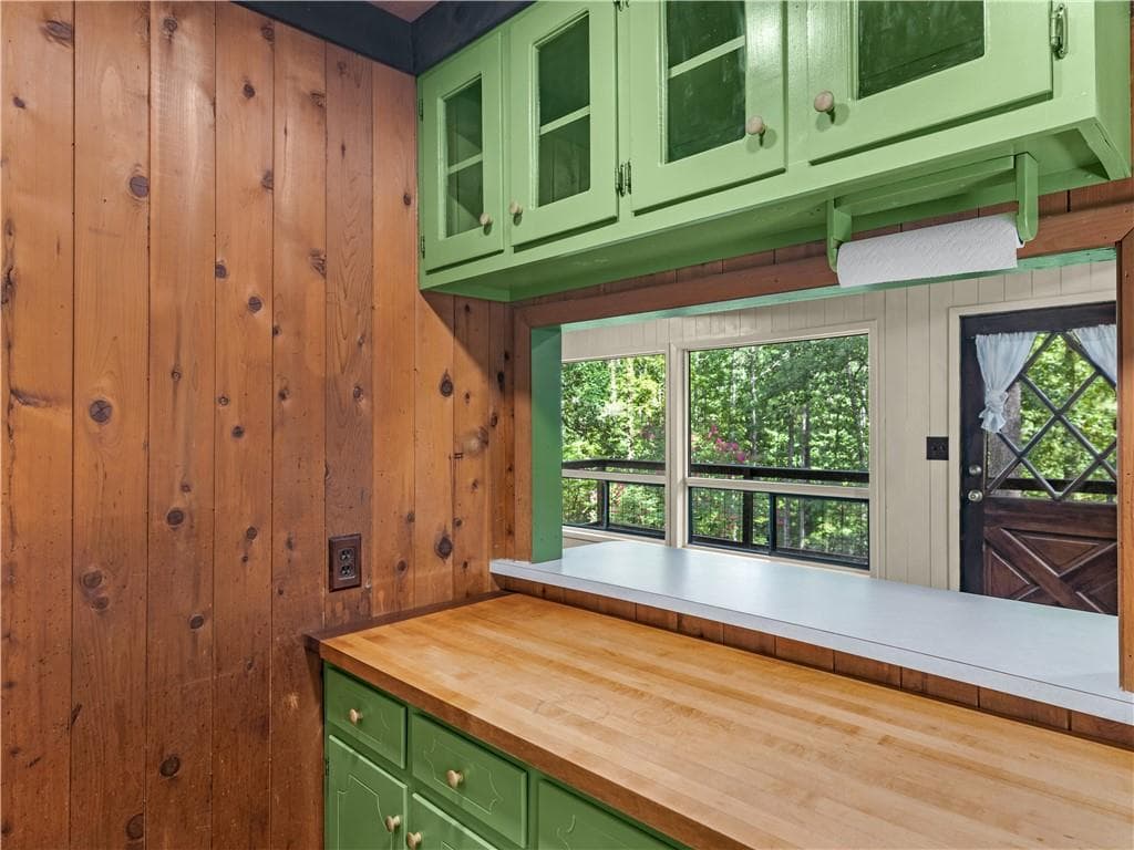 4 bedroom, 2 bathroom, 2,079 sq ft single family residence under contract at 195 Bulloch Road, Covington, GA 30016 — photo 8