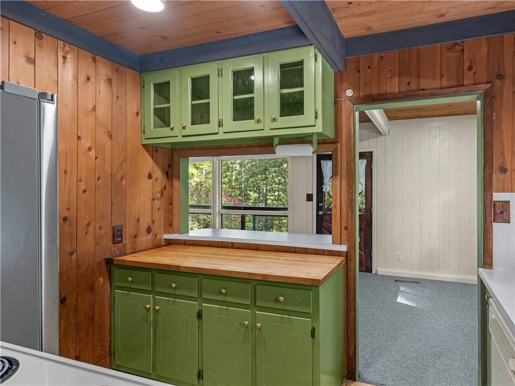 4 bedroom, 2 bathroom, 2,079 sq ft single family residence under contract at 195 Bulloch Road, Covington, GA 30016 — photo 9