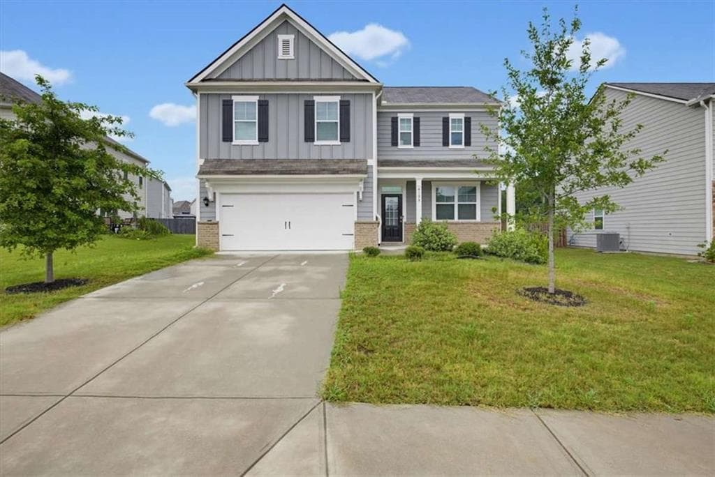 4 bedroom, 3 bathroom, 2,352 sq ft single family residence for sale at 4195 Merrigold Way, Fairburn, GA 30213 — photo 1 of 35