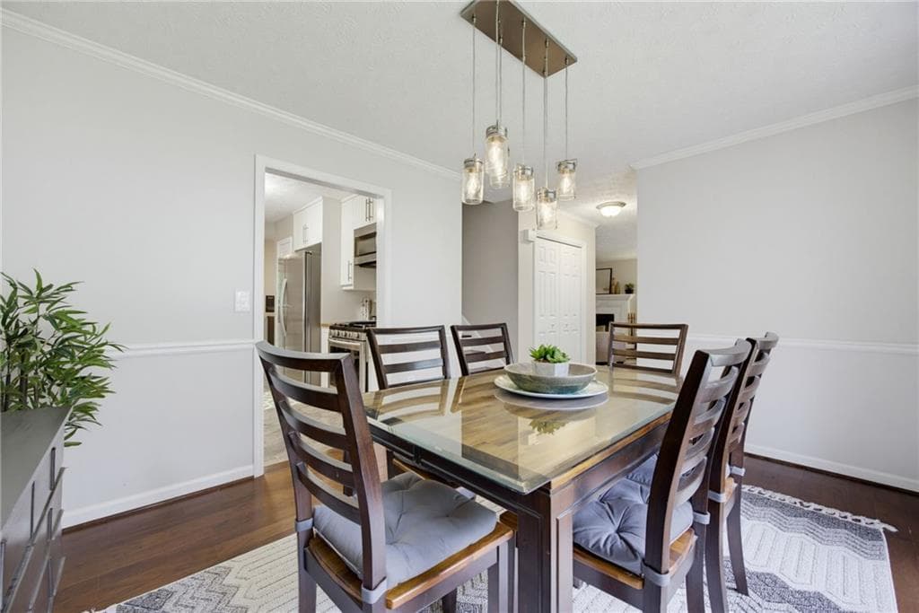 3 bedroom, 3 bathroom, 2,024 sq ft single family residence under contract at 2397 June Springs Drive, Marietta, GA 30008 — photo 6