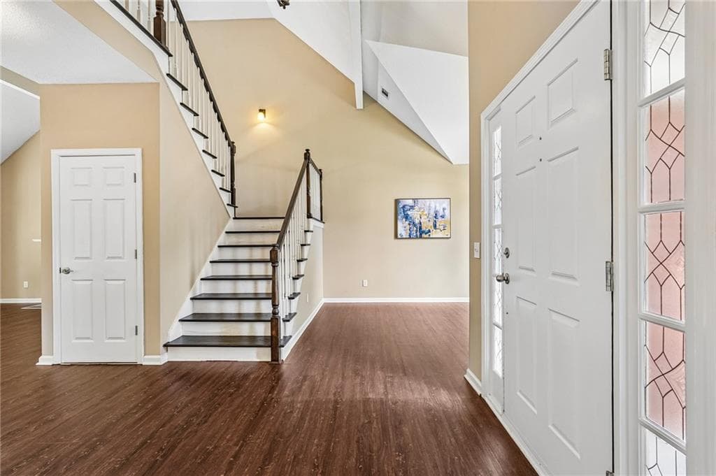 4 bedroom, 3 bathroom, 2,216 sq ft single family residence for sale at 6395 Seymour Court, Acworth, GA 30101 — photo 4