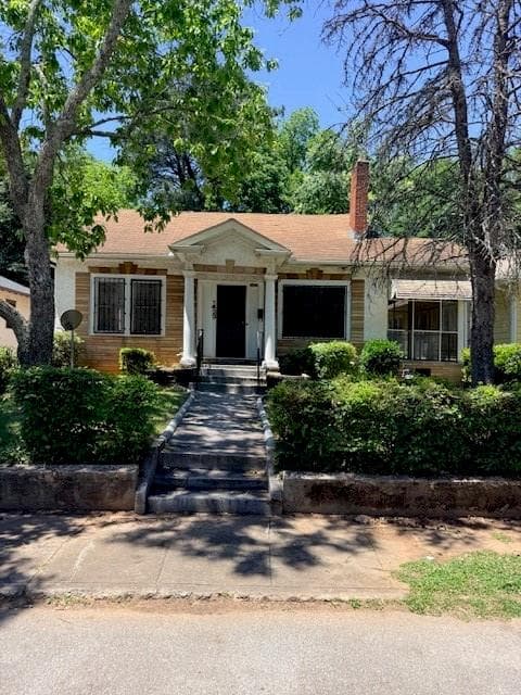 3 bedroom, 1 bathroom, 1,376 sq ft single family residence for sale at 1423 Graham Street, Atlanta, GA 30310 — photo 3