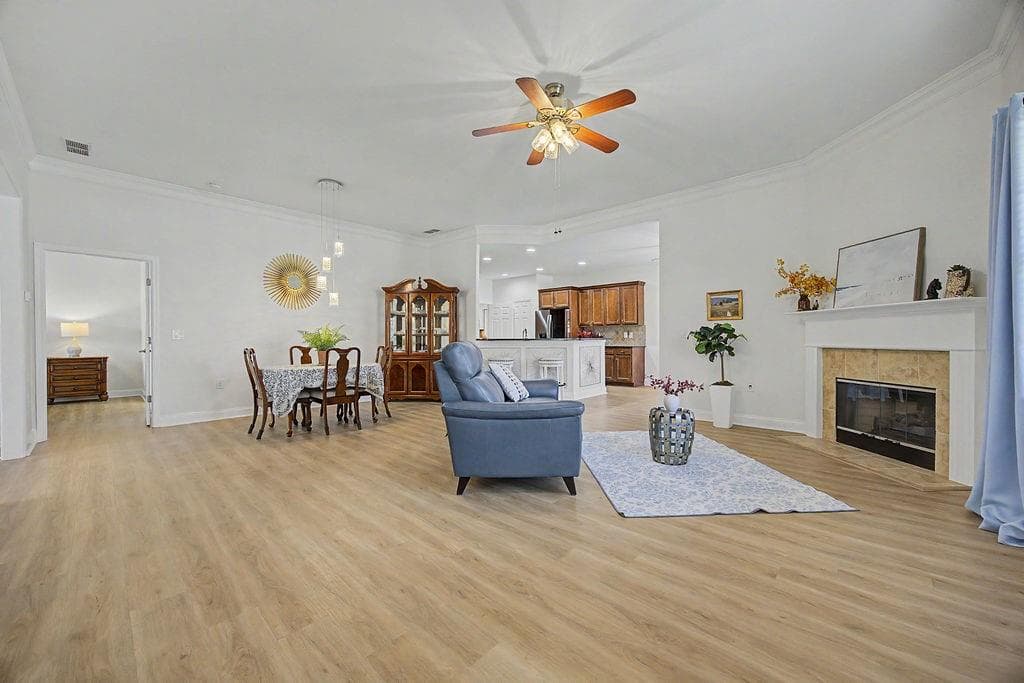 2 bedroom, 2 bathroom, 1,778 sq ft condominium under contract at 243 Orchards Circle, Woodstock, GA 30188 — photo 4