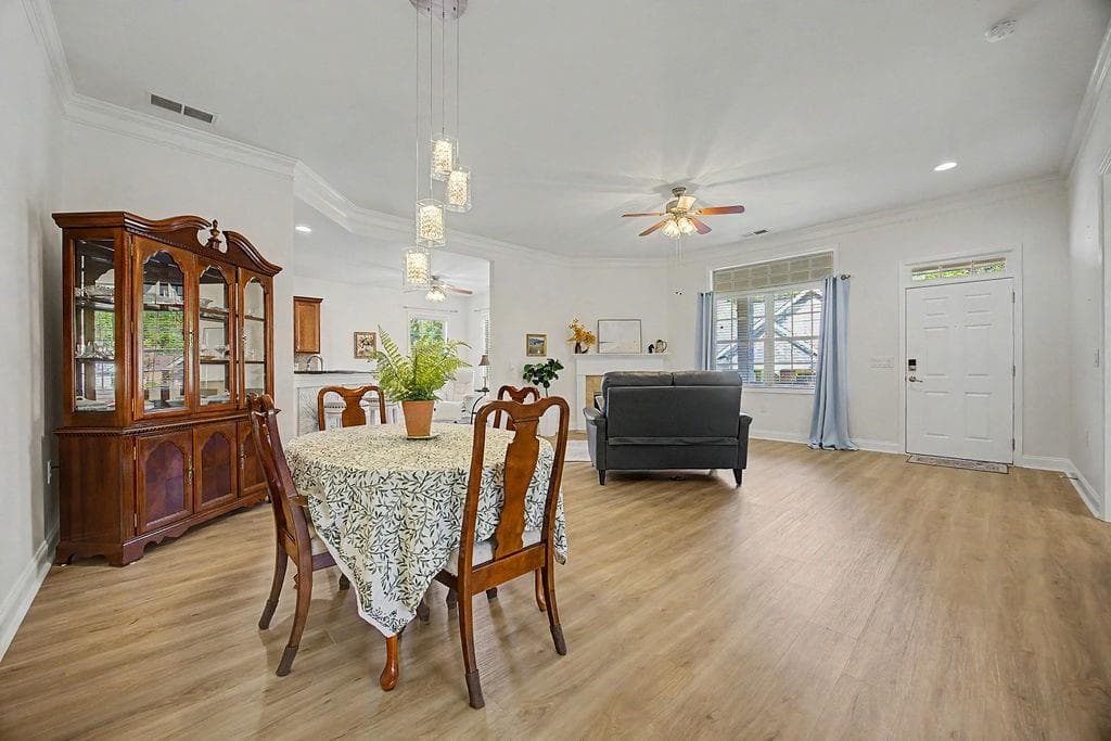 2 bedroom, 2 bathroom, 1,778 sq ft condominium under contract at 243 Orchards Circle, Woodstock, GA 30188 — photo 6