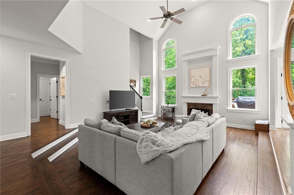 6 bedroom, 5 bathroom, 4,772 sq ft single family residence for sale at 4107 Oberon Drive, Smyrna, GA 30080 — photo 5