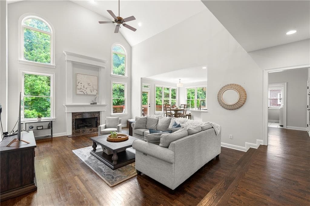 6 bedroom, 5 bathroom, 4,772 sq ft single family residence for sale at 4107 Oberon Drive, Smyrna, GA 30080 — photo 4