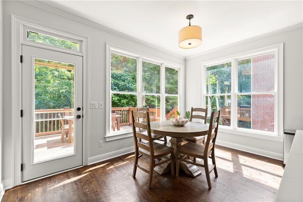 6 bedroom, 5 bathroom, 4,772 sq ft single family residence for sale at 4107 Oberon Drive, Smyrna, GA 30080 — photo 10