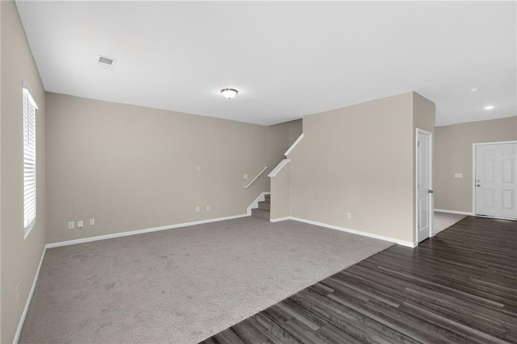 4 bedroom, 3 bathroom, 2,132 sq ft single family residence for sale at 160 Verona Drive, Cartersville, GA 30120 — photo 6
